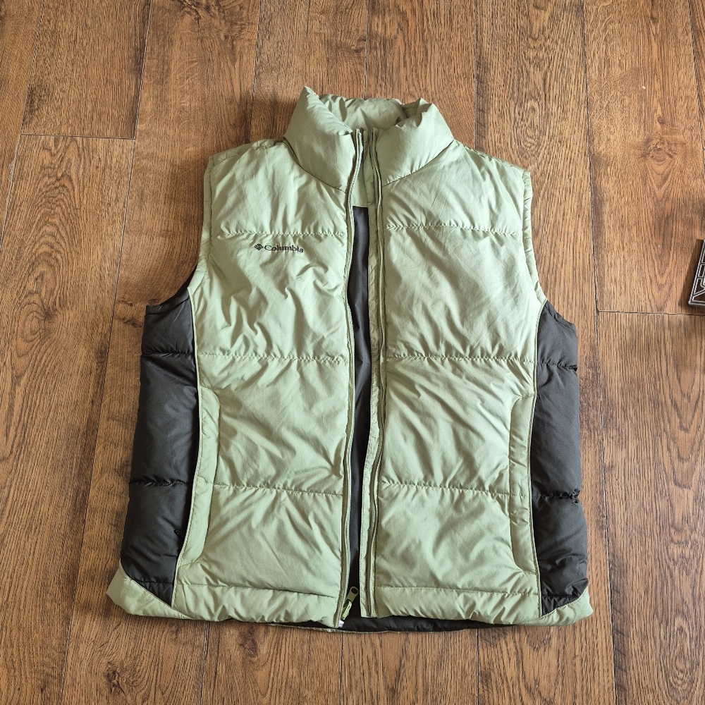 Columbia Reversible Green & Brown Down Puffer Vest Womens Size M